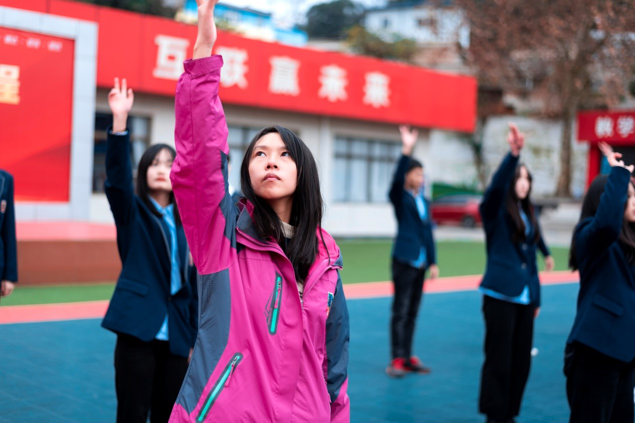 肩負(fù)職教強(qiáng)國重任，新華電腦學(xué)校升級“五項能力”培養(yǎng)互聯(lián)網(wǎng)高技能人才！